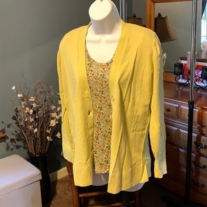 Sweater and tee combo